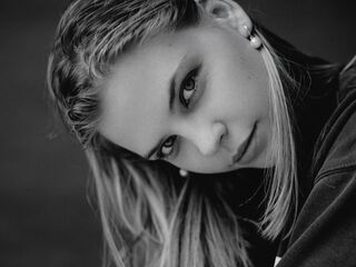 porn webcam photo LilithTinshemet