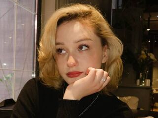 camgirl webcam pic LilithYongi