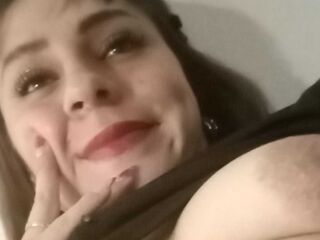 cam girl showing pussy LizMegh