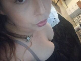 bedroom livecam LolaLoced