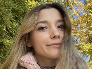 live cam chat LunariaVelvet