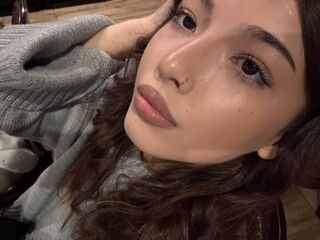 camgirl video chat room LynetteLavoie