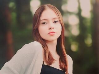 cam whore MaileKnipe