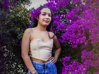 naked cam live MailyCambell