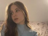 naked cam girl masturbating with sextoy MalissaHans