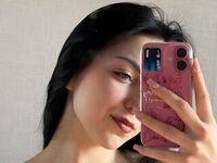 naughty cam girl fingering pussy MalorieDelgreco