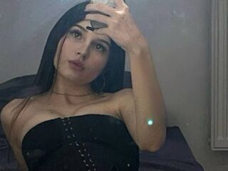 camwhore nude MariCrueze