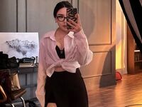 adult chatroom MayRenz