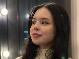 porn web cam MikiPellon