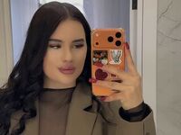 naked webcam girl MilaCrew