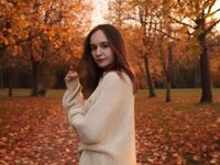 naked girl with webcam masturbating with dildo MillisaTravel