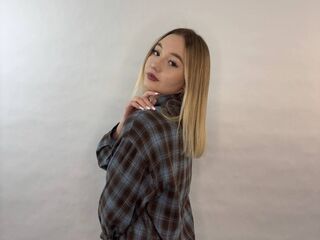 masturbating camgirl NatashiaStrevell