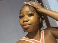 camgirl showing tits OctaviaGuddy
