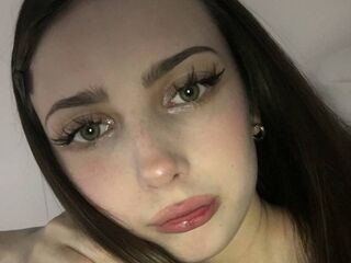 camslut fingering shaved pussy RivaWhittall