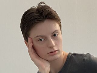 girl porn cam RufinaTavolario