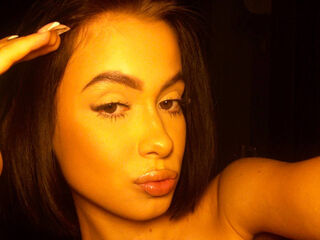 camwhore shaved pussy RuthieMichieli