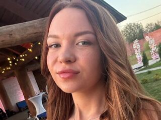 adult chat SadeBergum