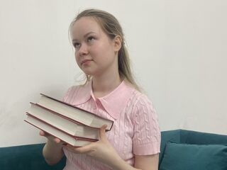 naked girl with live cam fingering SandieSpataro