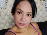 naked girl with webcam fingering pussy SashaWill