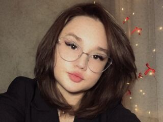 live striptease show ShielaQuam