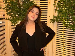 free nude live show ShirleenDubie