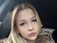 topless cam girl VeronicaBarks