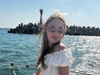 camslut fingering wet pussy YaekoBrowers